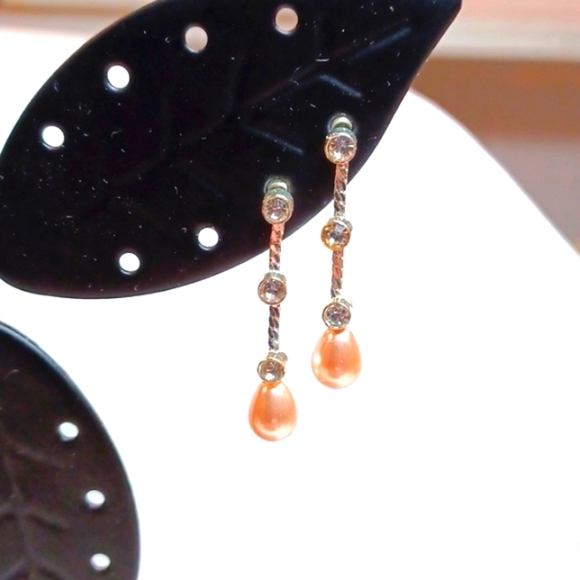 Pearl & Diamond‎nique   Drop Womans Dangle Earrings - Picture 1 of 4
